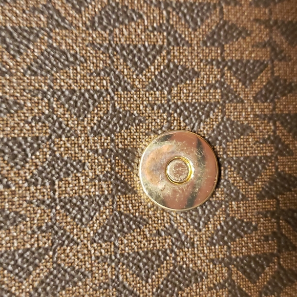 Sold Michael Kors Crossbody Logo MK Brown and Black Purse - Picture 7 of 15